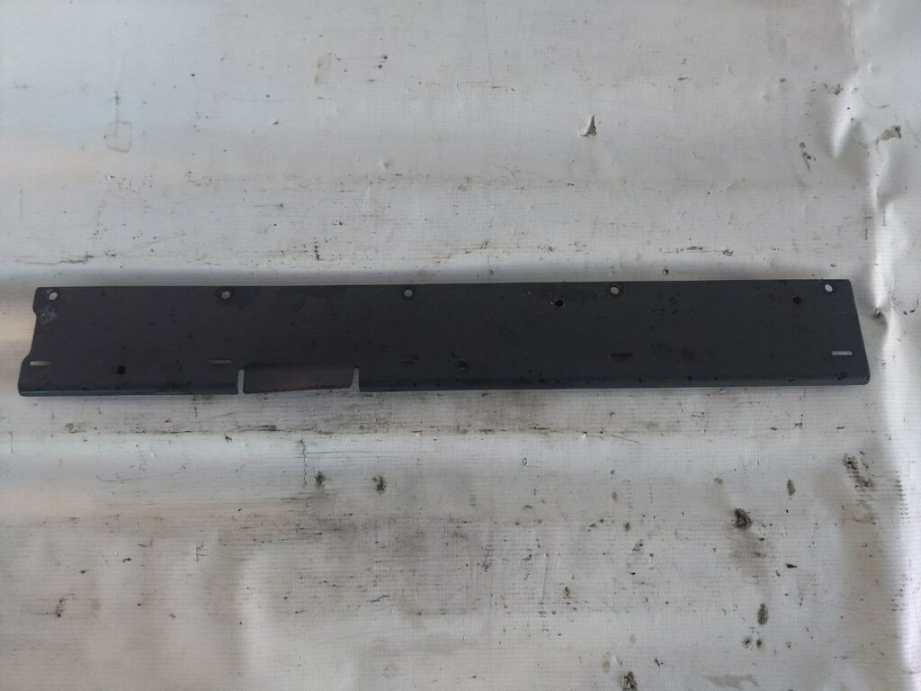 кронштейн проводки б/у \ гнутый - 1